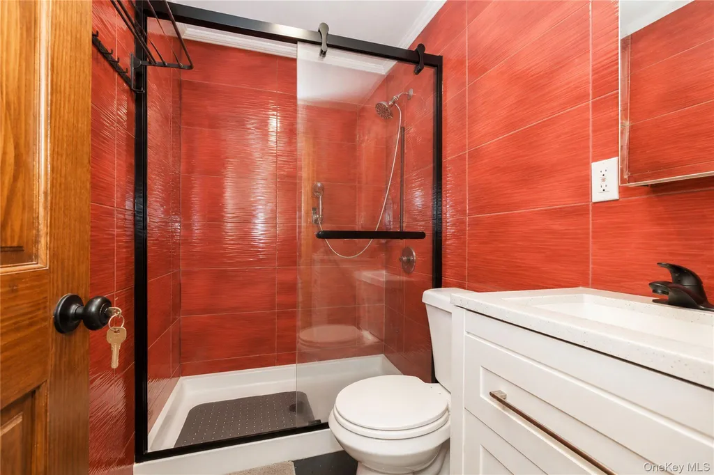 2027 E 35th Street Brooklyn NY 11234