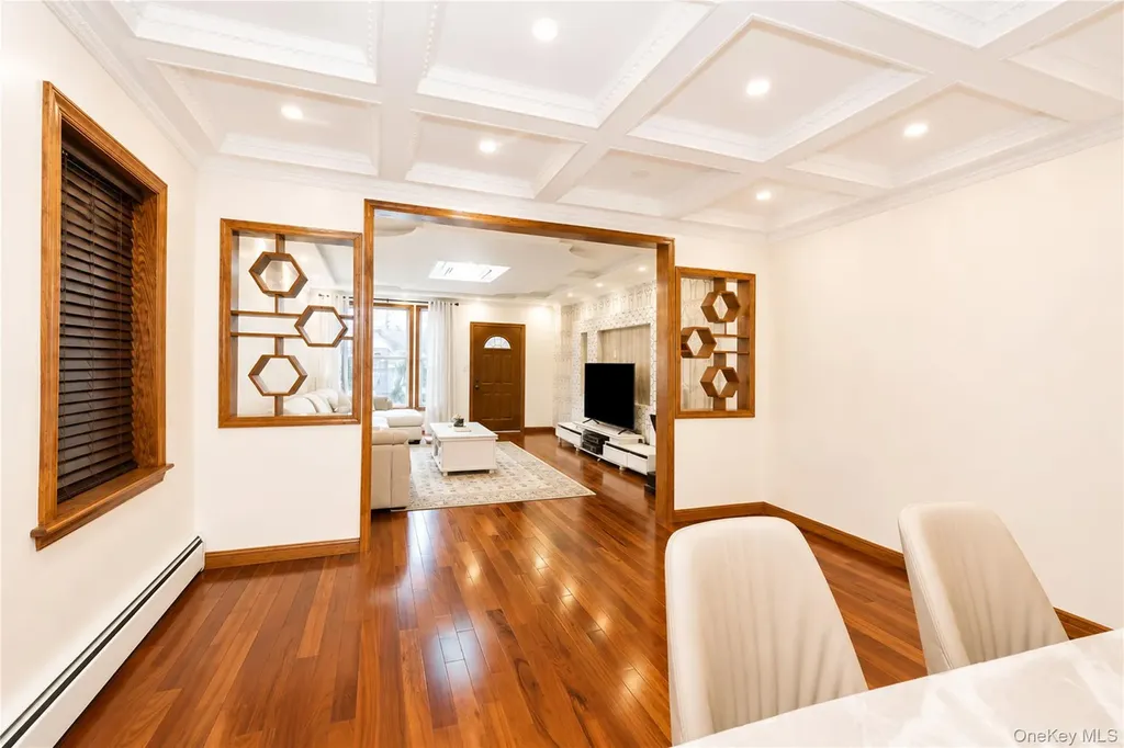 2027 E 35th Street Brooklyn NY 11234