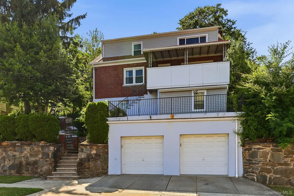 21 New Avenue Yonkers NY 10704