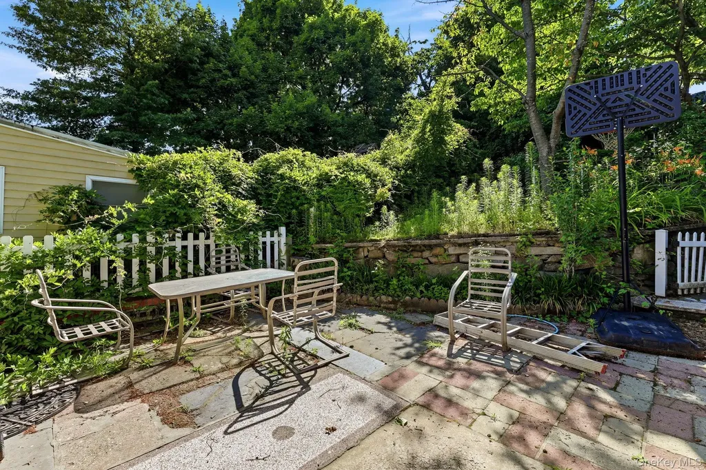 21 New Avenue Yonkers NY 10704
