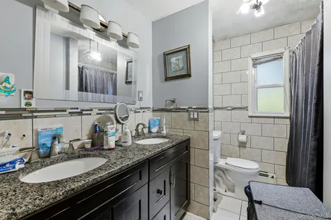 21 New Avenue Yonkers NY 10704