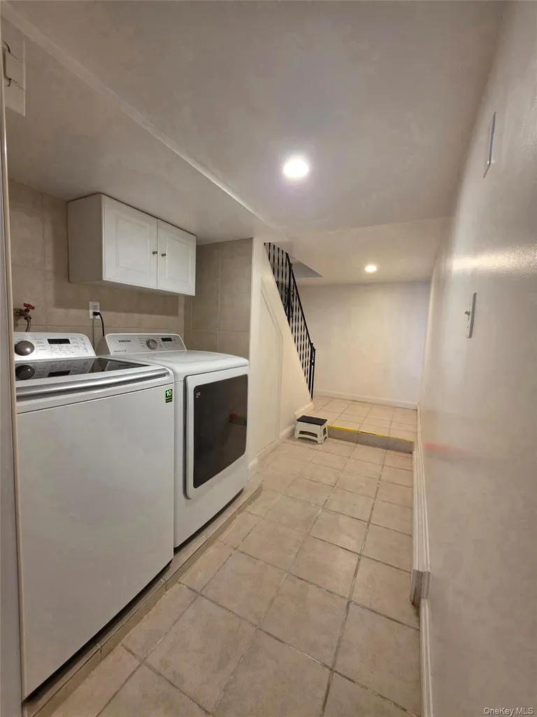 95-14 159th Avenue Howard Beach NY 11414