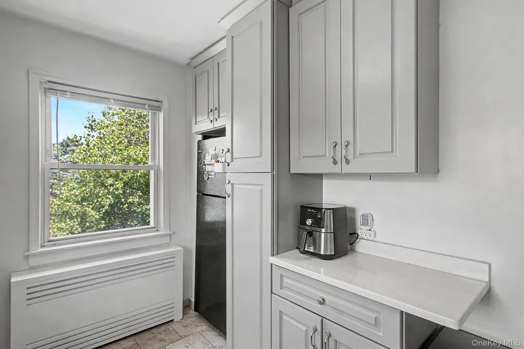 17 Leewood Circle Eastchester NY 10709