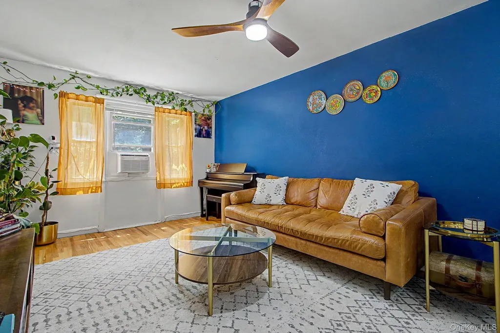 17 Leewood Circle Eastchester NY 10709