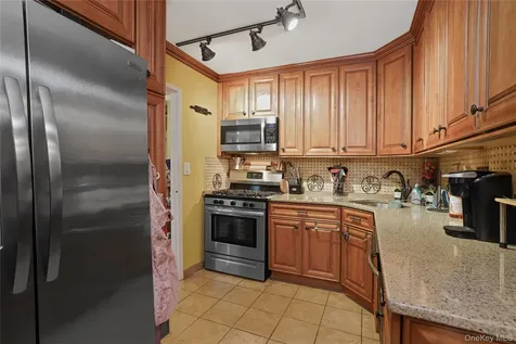 5 Sadore Lane Yonkers NY 10710