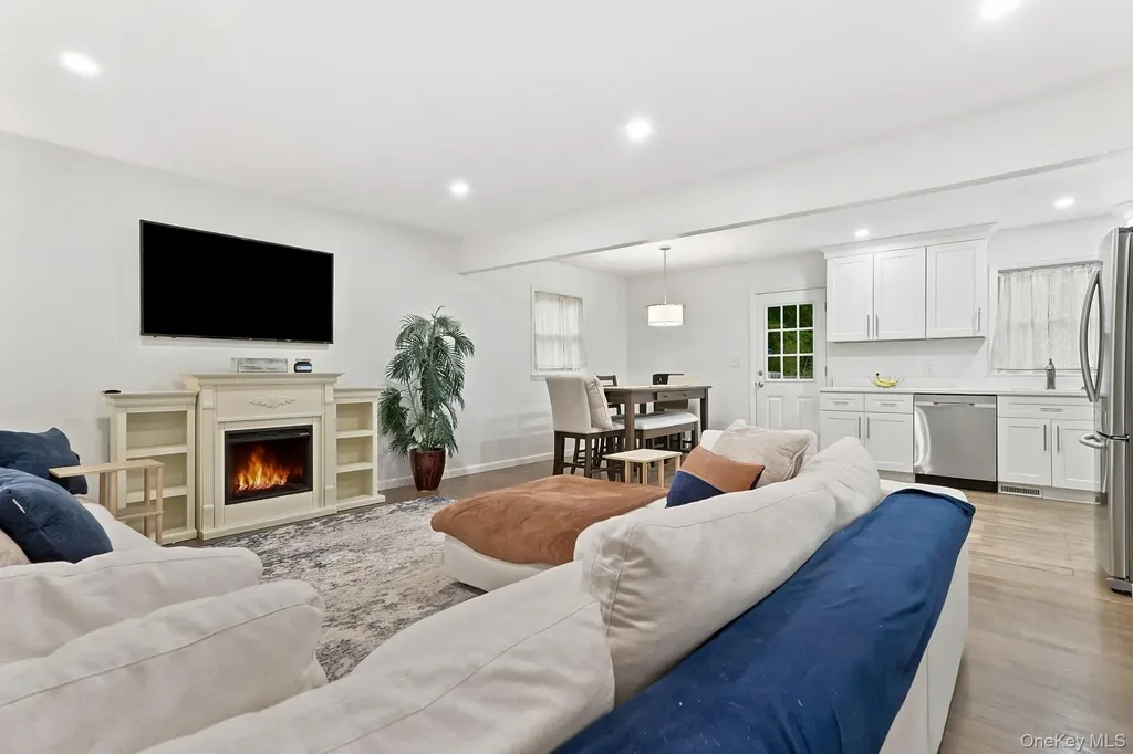 47 Riverview Drive Fishkill NY 12524