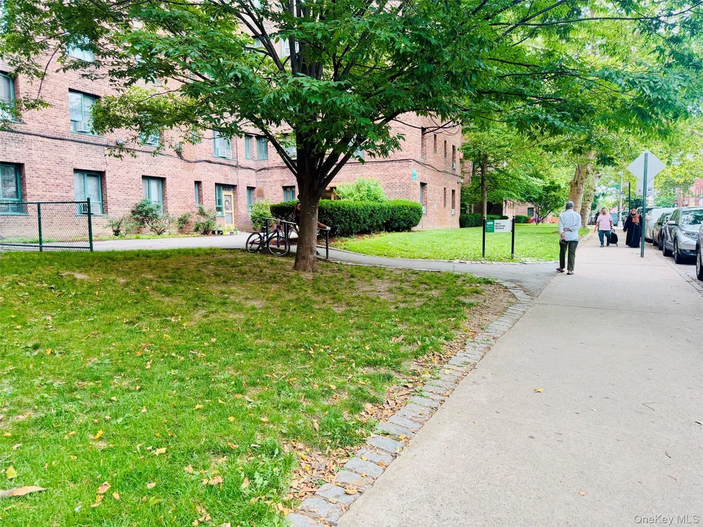 1969 Mcgraw Avenue Bronx NY 10462