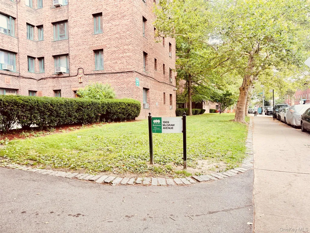1969 Mcgraw Avenue Bronx NY 10462