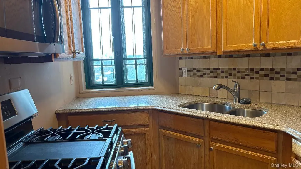 1969 Mcgraw Avenue Bronx NY 10462