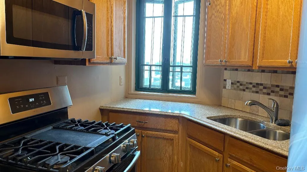1969 Mcgraw Avenue Bronx NY 10462