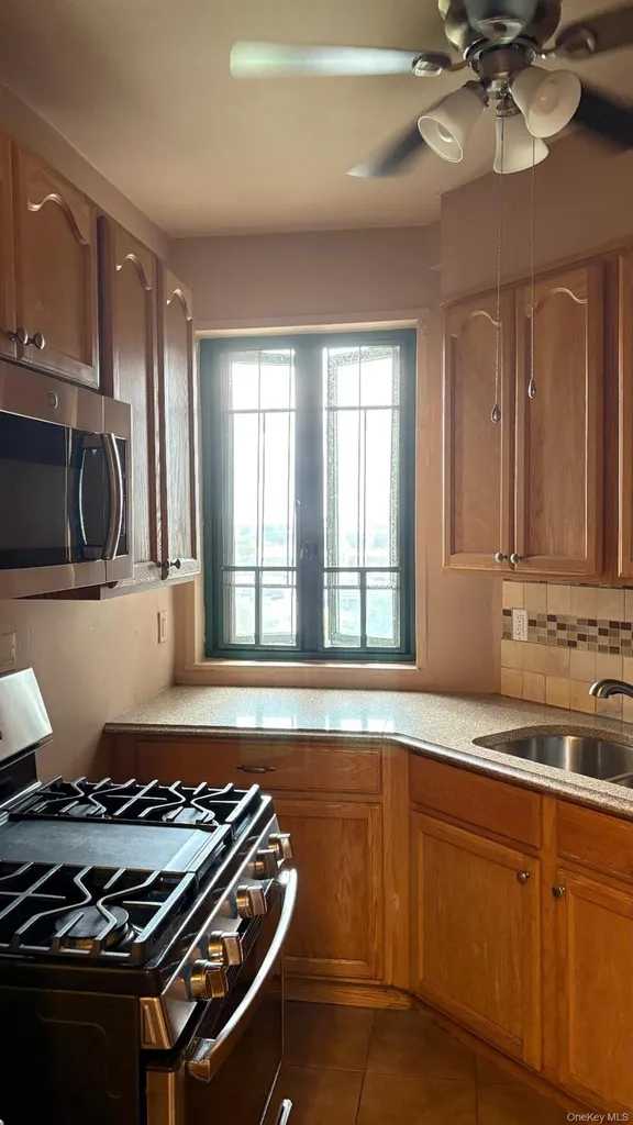 1969 Mcgraw Avenue Bronx NY 10462