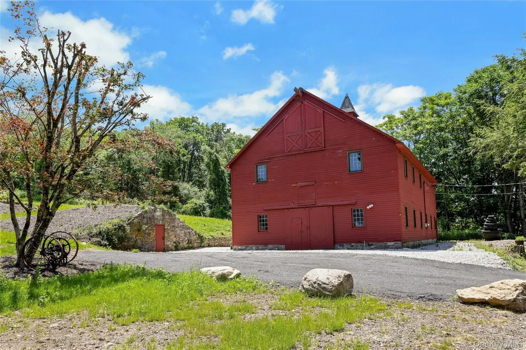 490 Peekskill Hollow Road Putnam Valley NY 10579