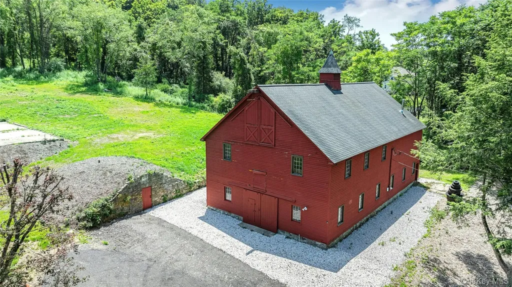 490 Peekskill Hollow Road Putnam Valley NY 10579