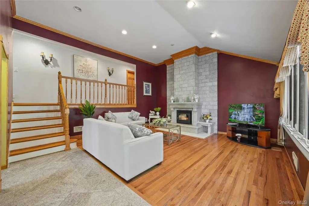 81 Avondale Road Yonkers NY 10710