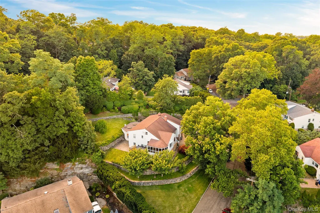 81 Avondale Road Yonkers NY 10710
