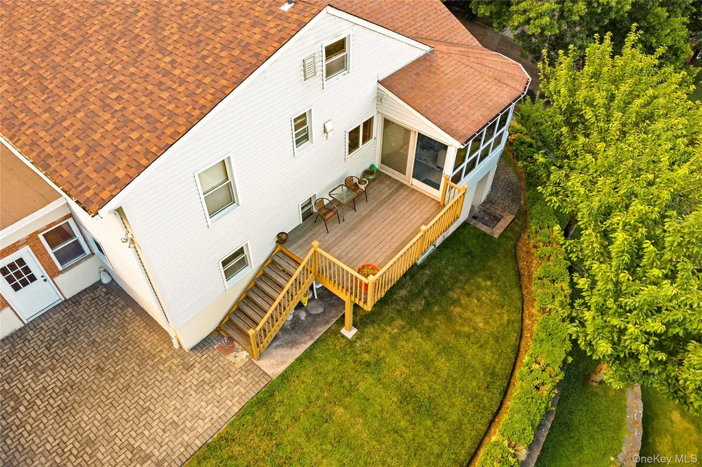 81 Avondale Road Yonkers NY 10710