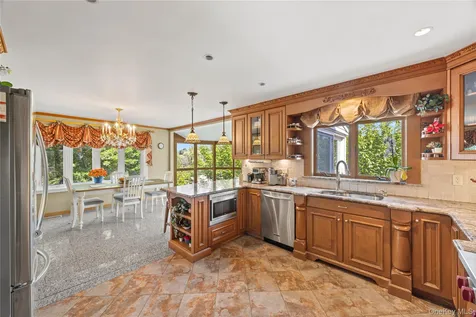 81 Avondale Road Yonkers NY 10710