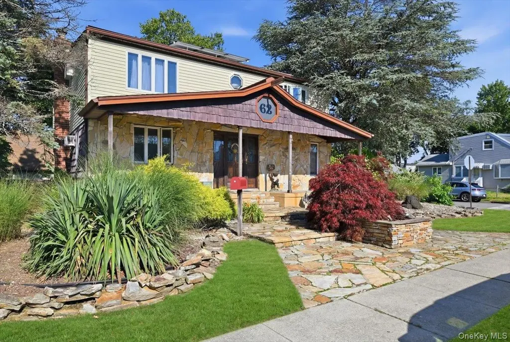 62 Linden Boulevard Hicksville NY 11801