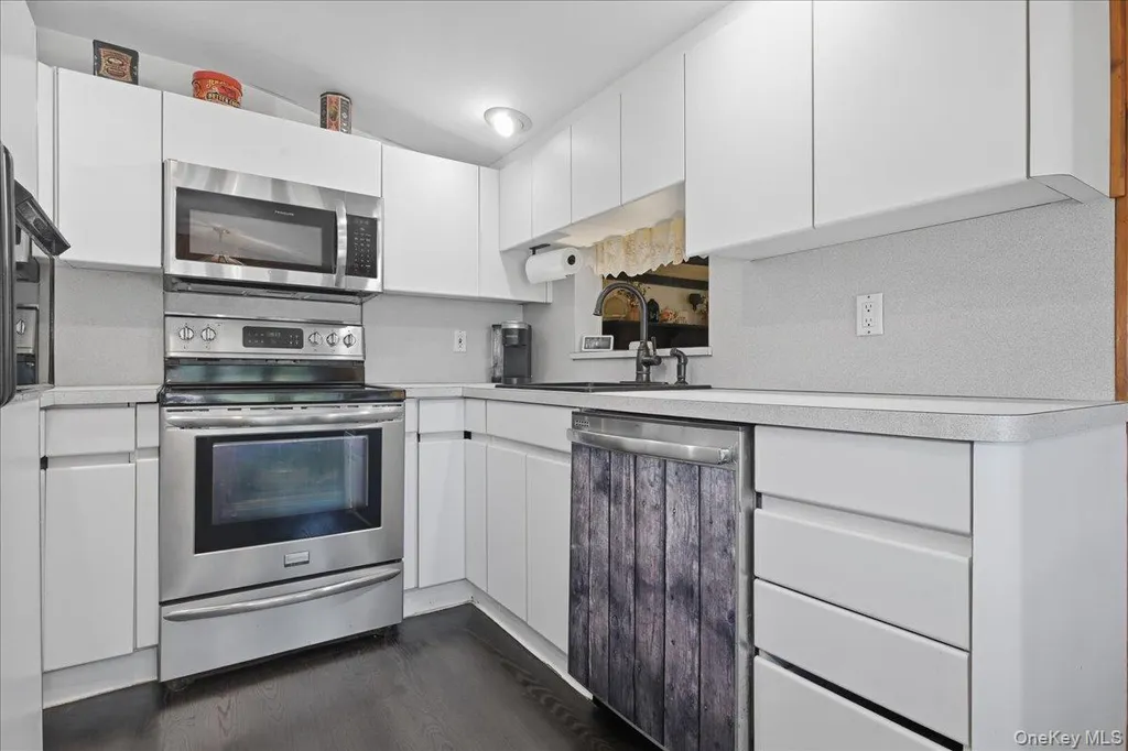 62 Linden Boulevard Hicksville NY 11801