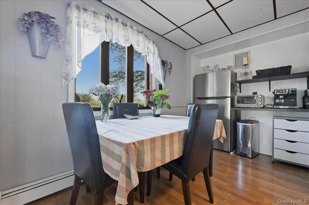 62 Linden Boulevard Hicksville NY 11801