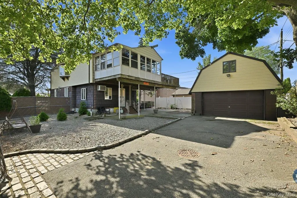 62 Linden Boulevard Hicksville NY 11801