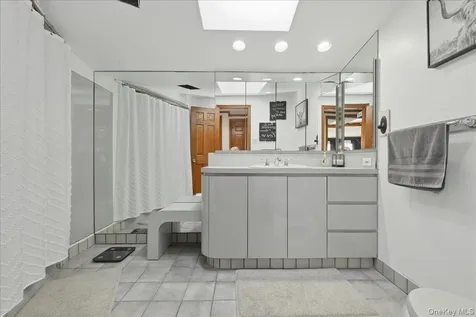 62 Linden Boulevard Hicksville NY 11801