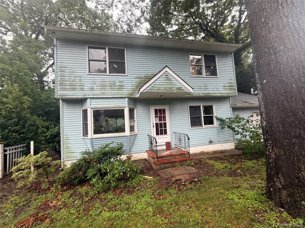 16 Kellum Street Huntington Station NY 11746