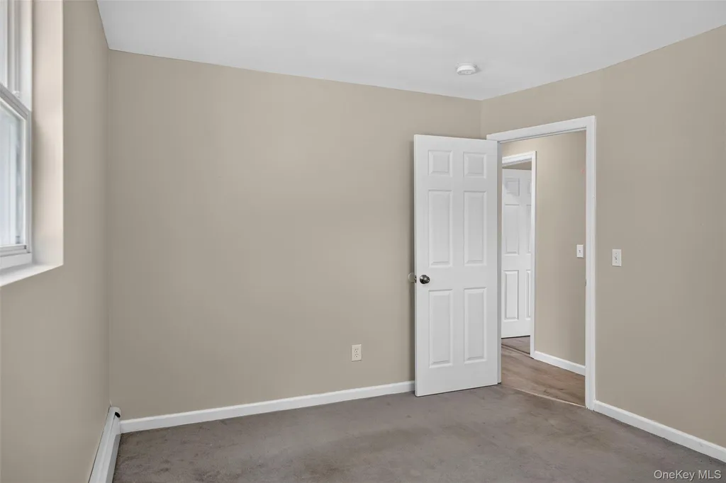 85 Schleigel Boulevard South Farmingdale NY 11735