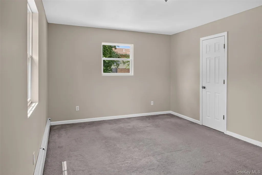 85 Schleigel Boulevard South Farmingdale NY 11735