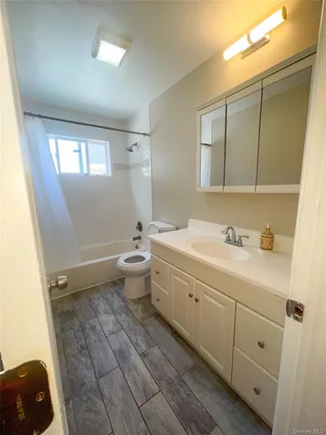 85 Schleigel Boulevard South Farmingdale NY 11735