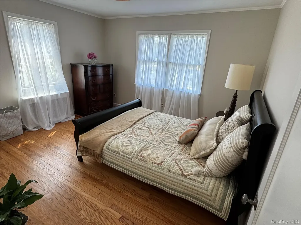 41 Mohawk Drive North Babylon NY 11703