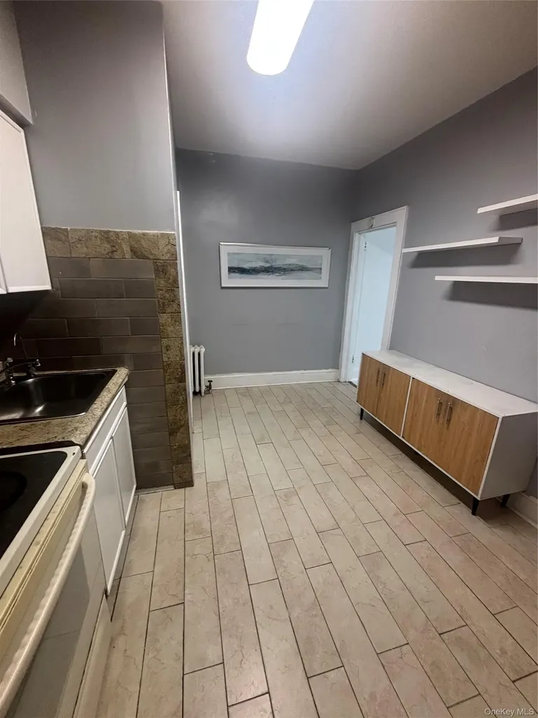 2426 Grand Avenue Baldwin NY 11510