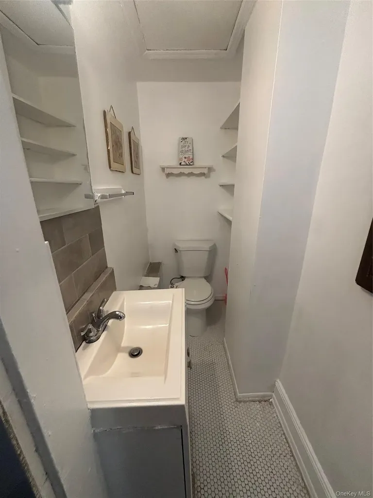 2426 Grand Avenue Baldwin NY 11510