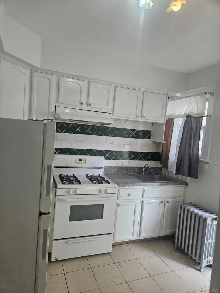 145-08 Arlington Terrace Jamaica NY 11435