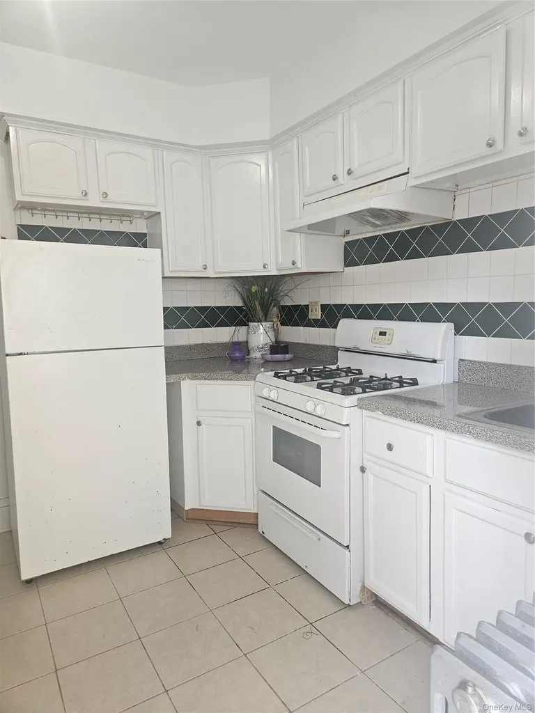 145-08 Arlington Terrace Jamaica NY 11435