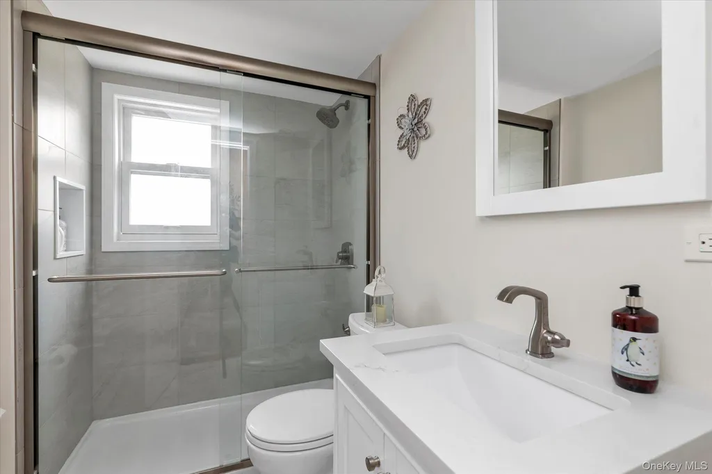 60 Oceanview Avenue Valley Stream NY 11581