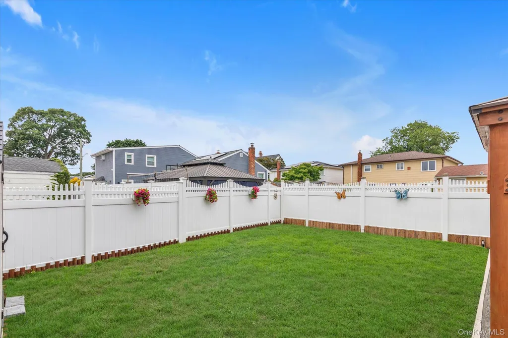 60 Oceanview Avenue Valley Stream NY 11581