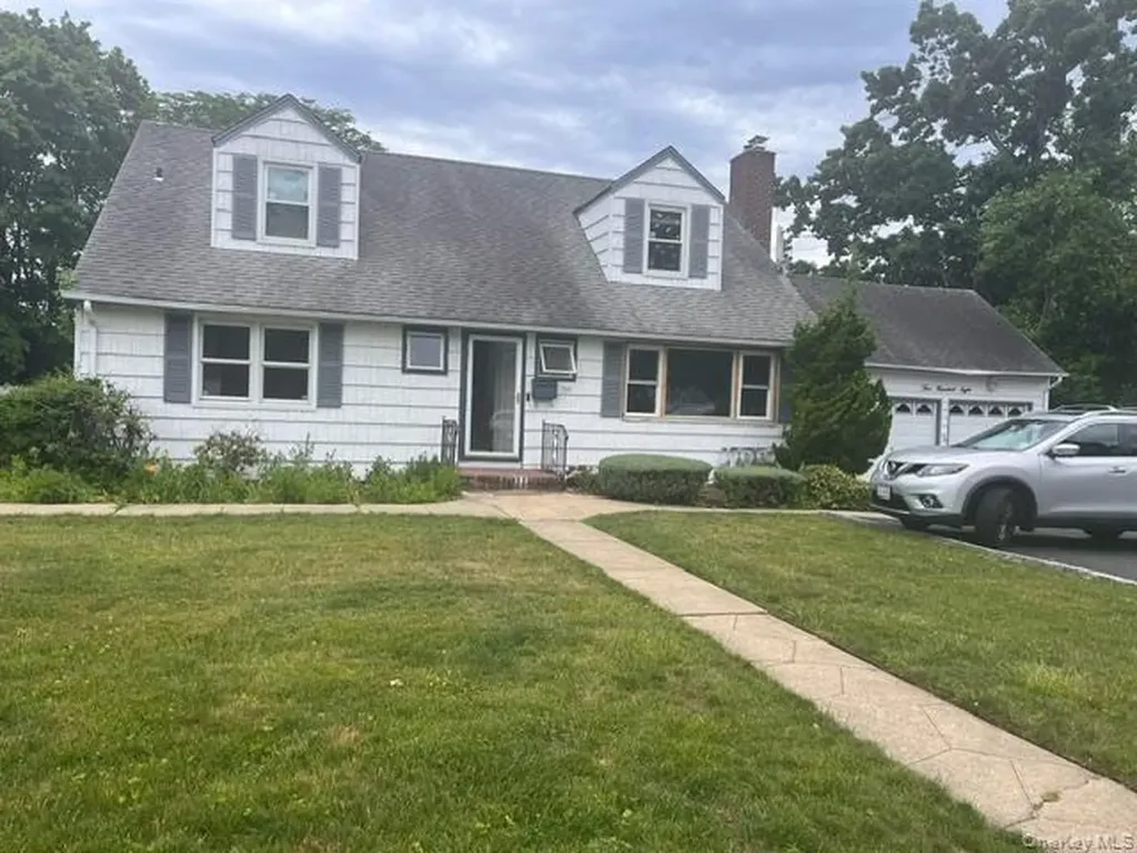 508 Secatogue Avenue Farmingdale NY 11735