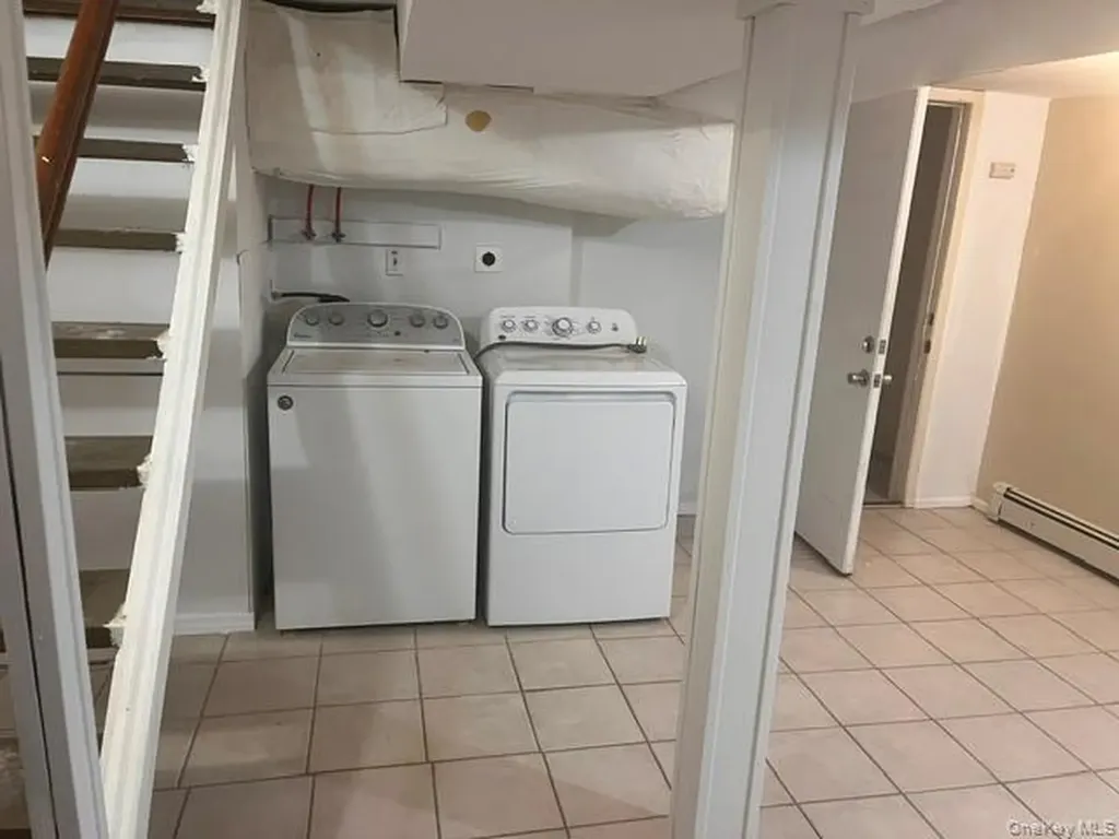 508 Secatogue Avenue Farmingdale NY 11735