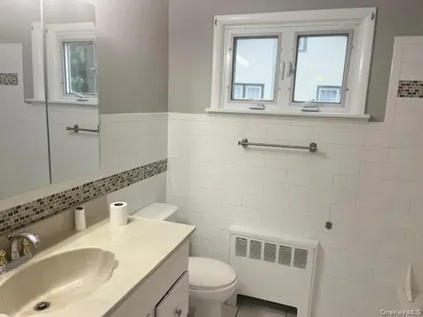 508 Secatogue Avenue Farmingdale NY 11735