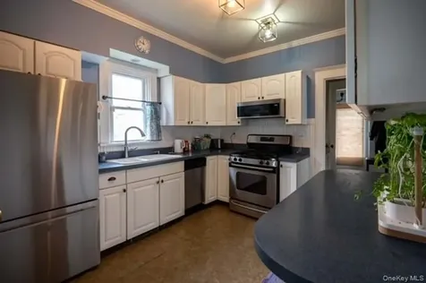 957 Columbia Street Hudson NY 12534