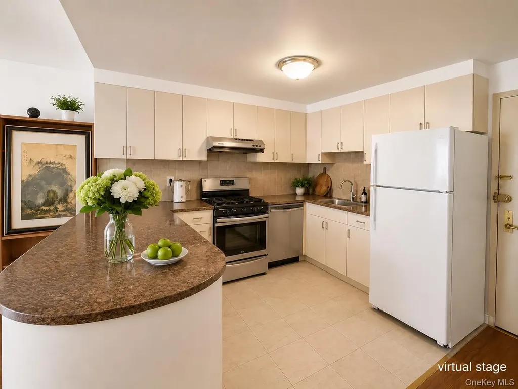13347 Sanford Avenue Flushing NY 11355