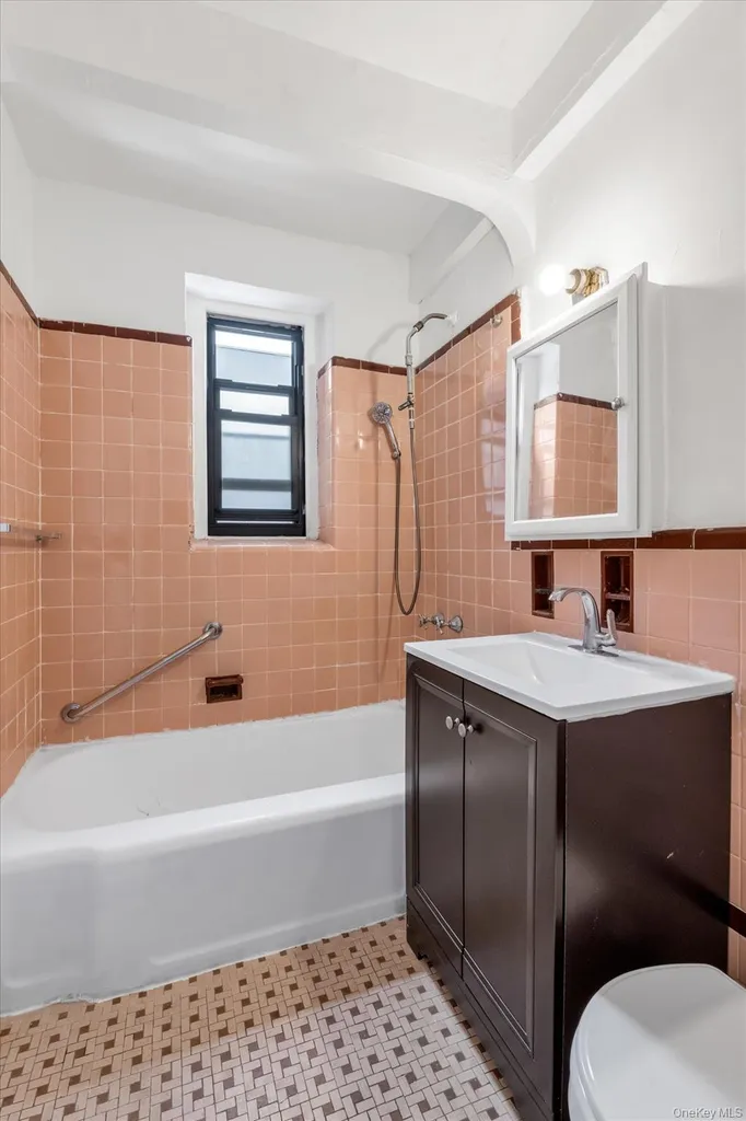 96-11 65 Road Rego Park NY 11374