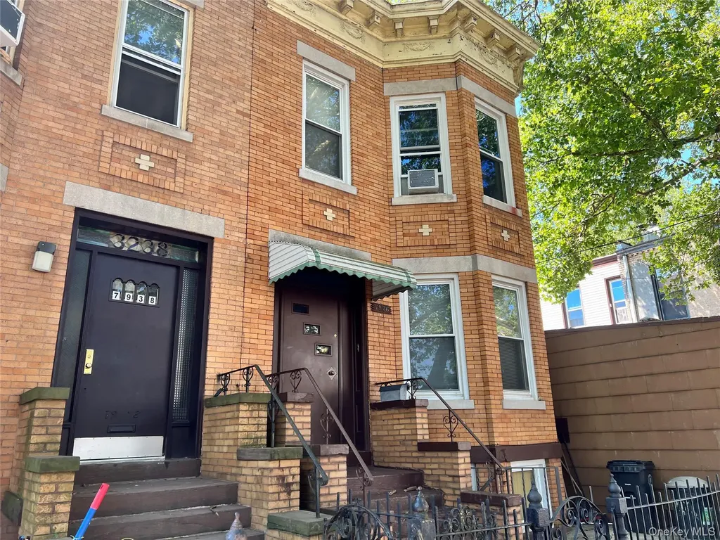 79-36 77 Avenue Glendale NY 11385