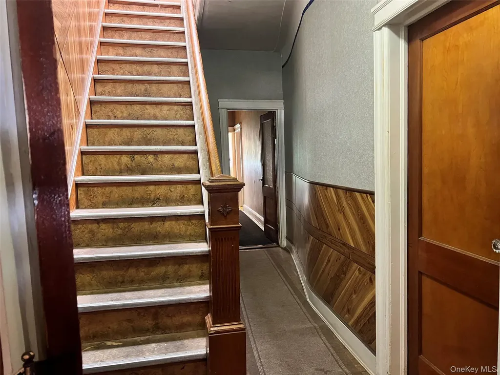79-36 77 Avenue Glendale NY 11385