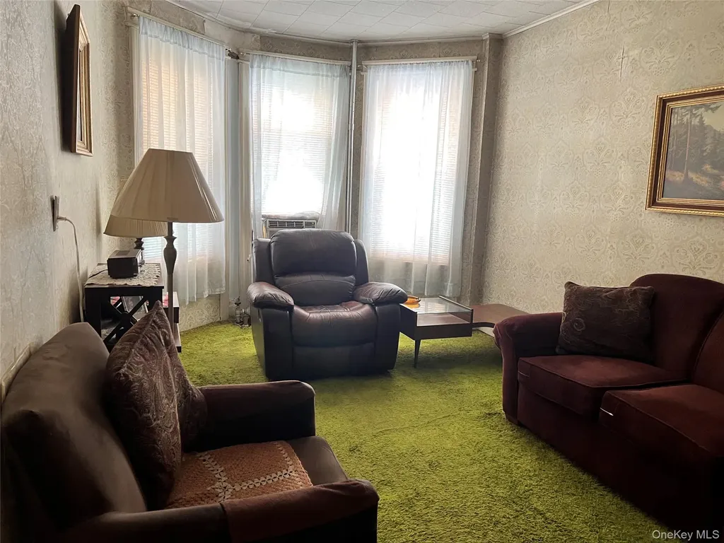 79-36 77 Avenue Glendale NY 11385