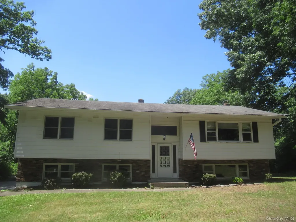 17 Jack And Jill Road Poughquag NY 12570