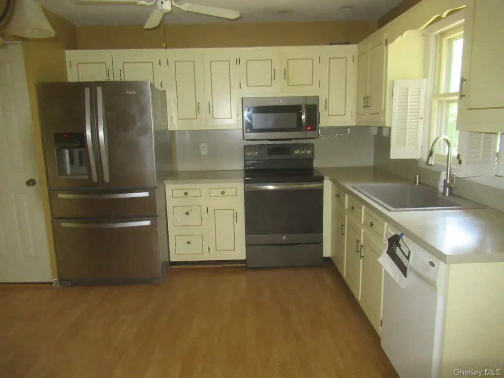 17 Jack And Jill Road Poughquag NY 12570
