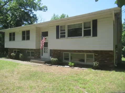 17 Jack And Jill Road Poughquag NY 12570