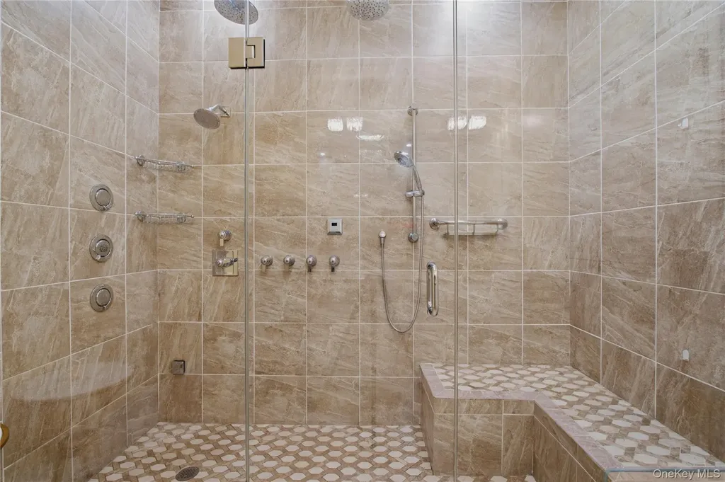 16 Rivers Edge Drive Tarrytown NY 10591
